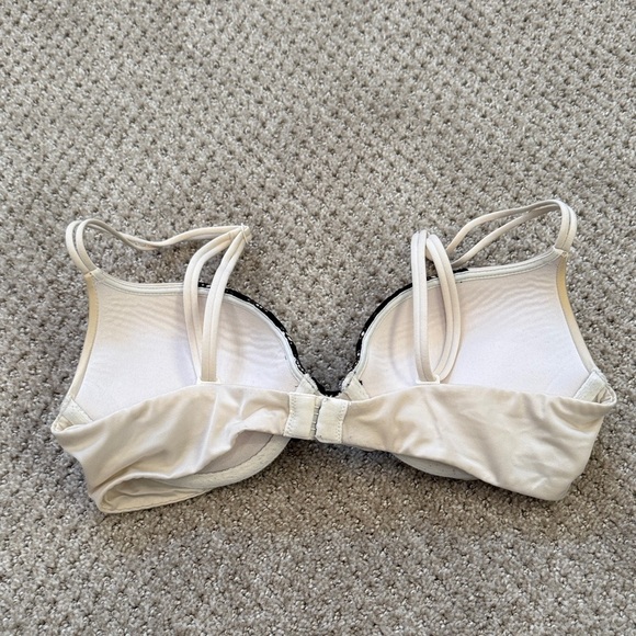Victoria's Secret White Bra with Black Lace Detail- Push Up Bra - Picture 2 of 7